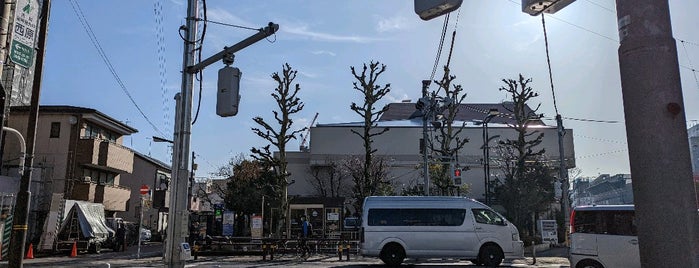 東京都足立区の図書館