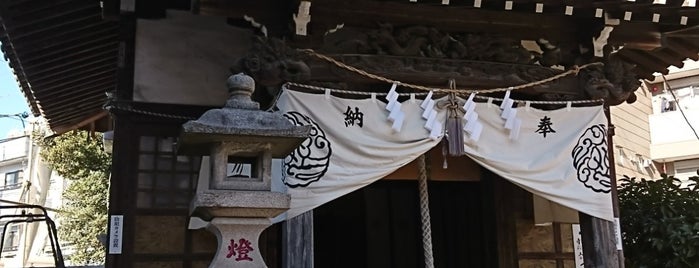 足立氷川神社 is one of 足立区葛飾区江戸川区の行きたい神社.