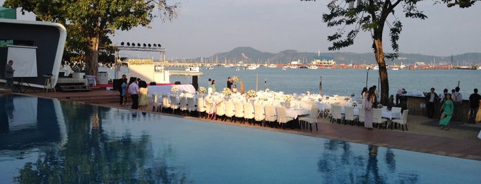 O2 beach club is one of Phuket Beach Clubs.