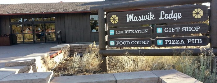 Maswik Lodge is one of สถานที่ที่ Martí ถูกใจ.