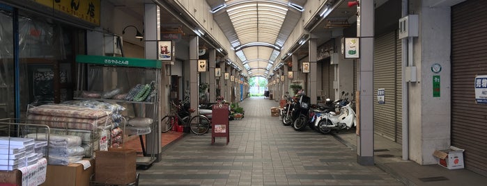 プラザ修学院 is one of 京都市下京区.