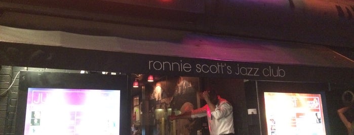 Ronnie Scott's Jazz Club is one of Londres aniversario.