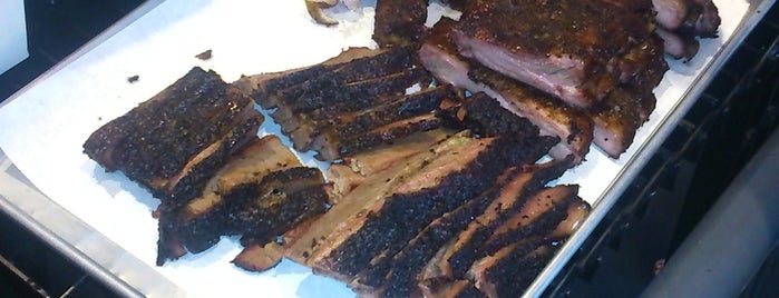 Ten 50 BBQ is one of Bob : понравившиеся места.