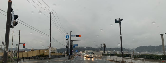 海浜公園前交差点 is one of 江の島〜鎌倉〜葉山ポタ♪.