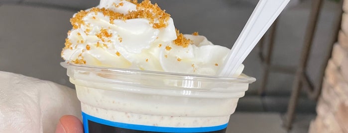 Sheridan's Frozen Custard is one of The 15 Best Ice Cream Parlors in Kansas City.