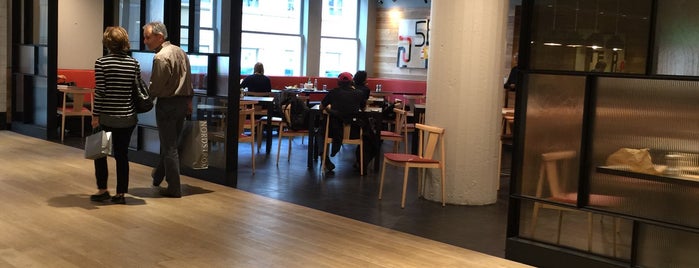 Café Nordstrom is one of Carl: сохраненные места.