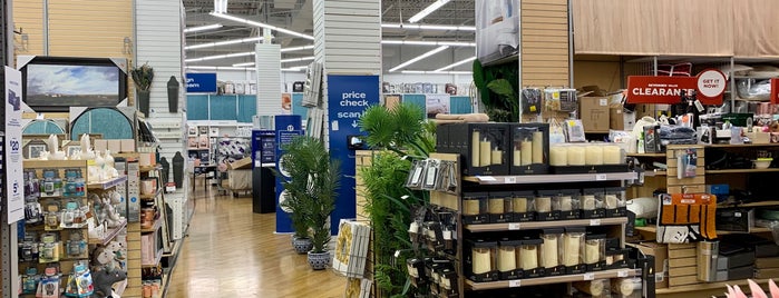 Bed Bath & Beyond is one of Cicely'in Beğendiği Mekanlar.