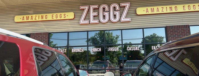 Zeggz Amazing Eggs is one of Louisville Loves Dogs.