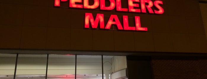 Peddler's Mall is one of Camp Runamok Vendors.