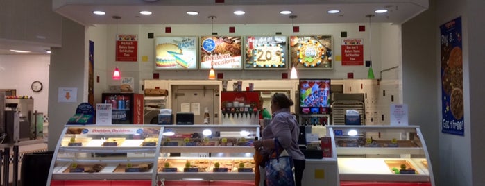 Great American Cookies is one of Cicely’s Liked Places.