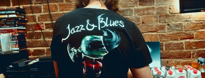 Jazz&Blues is one of Псков - Великий Новгород.