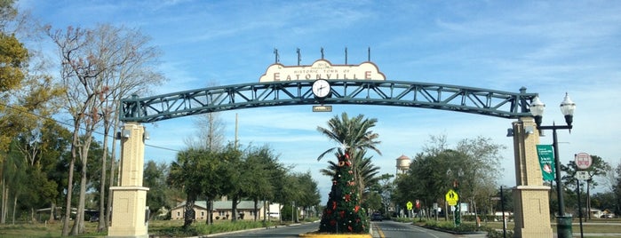 Eatonville, Florida is one of Lugares favoritos de Lizzie.