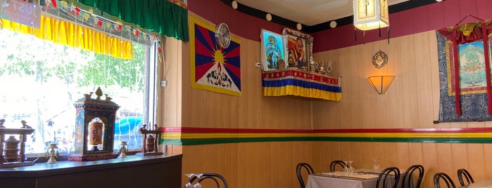 Kailash Restaurante Tibetano is one of A comer y a beber.