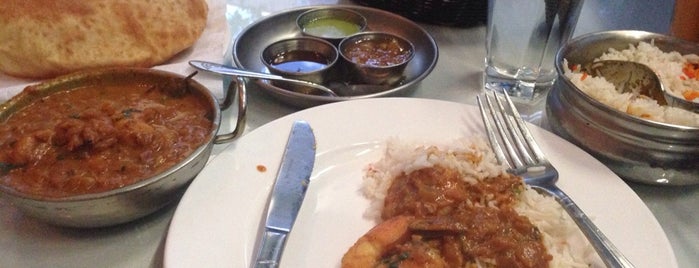 Anarkali Indian Cuisine is one of Locais salvos de Michael.