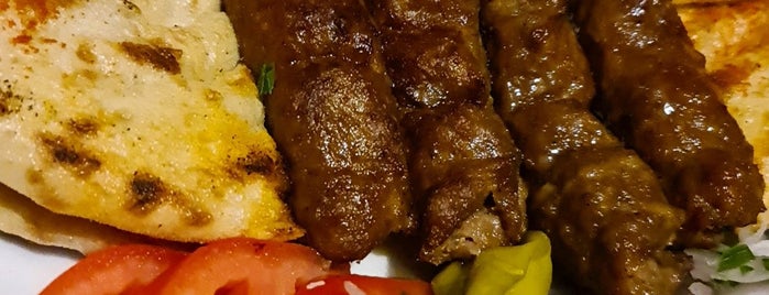 Γεύσεις απ' την Πόλη is one of Greek Food.