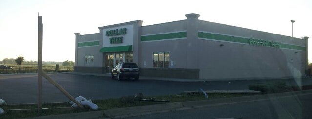 Dollar Tree is one of Monticello.