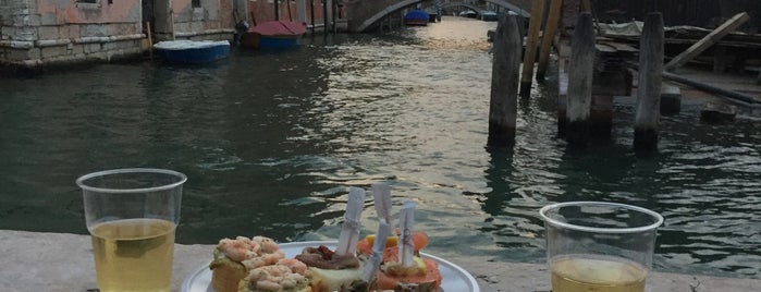 Osteria Al Squero is one of Venice | Food.