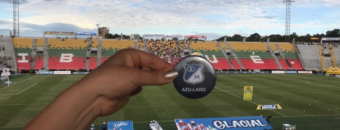 Estadio Manuel Murillo Toro is one of ESTADIOS.