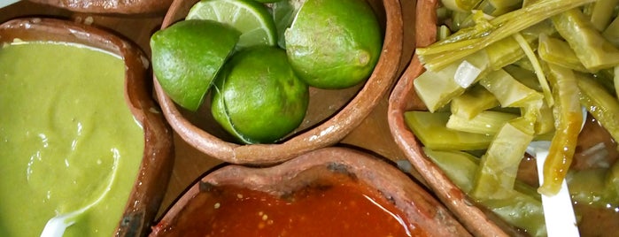 Tacos San Juan is one of Must-visit Food in León.