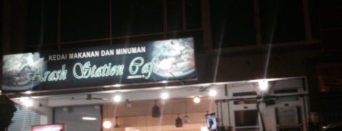 Arash Station Cafe is one of Makan @ Melaka/N9/Johor,MY #13.