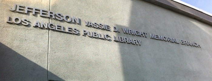 Los Angeles Public Library - Jefferson Memorial is one of Tempat yang Disimpan CreoleTes.