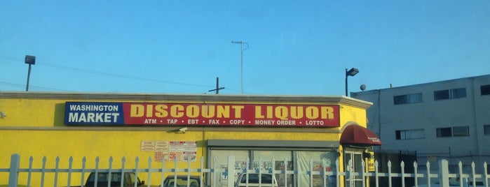 Washington Market Discount Liquor is one of Lugares favoritos de Rachel.