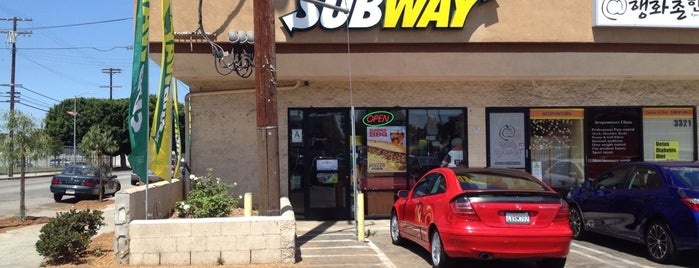 Subway is one of The 7 Best Places for Buffalo Chicken Salad in Los Angeles.