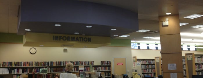 Los Angeles Public Library - Palms-Rancho Park is one of Tempat yang Disimpan Darlene.