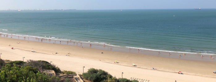Playa de El Ancla is one of Cádiz | Playas.