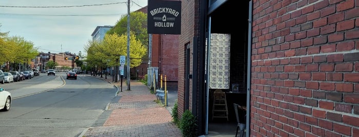 Brickyard Hollow Brewing Company is one of Portland Restaurants.