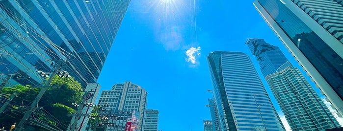 North Sathorn is one of Deeさんの保存済みスポット.