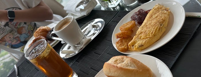 Hilton Executive Lounge is one of The 15 Best Places for Breakfast Food in Kuala Lumpur.