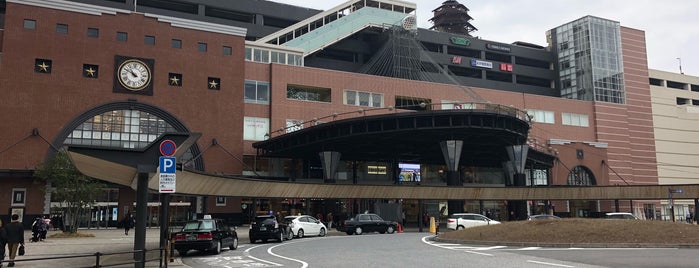 Ōita Station is one of 建造物１.