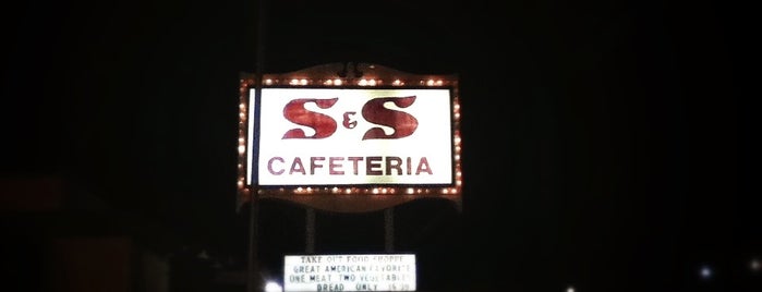 S&S Cafeteria is one of Posti che sono piaciuti a Jeremy.
