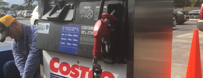 Costco Gasoline is one of Tempat yang Disukai Mark.
