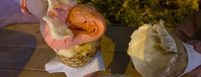 Roma tadım dondurma is one of Koala yazlık.