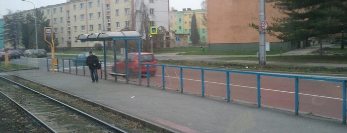 ÚMOb Jih (tram) is one of Tramvajové zastávky v Ostravě.