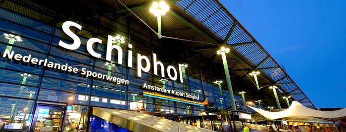 Gate D87 is one of Schiphol gates.