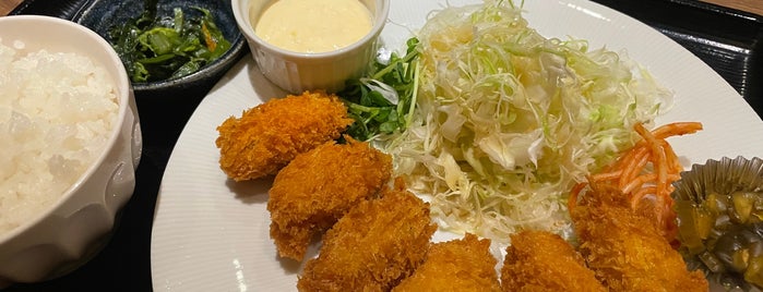The Party Oyster & Organic Restaurant is one of 西梅田ランチ.