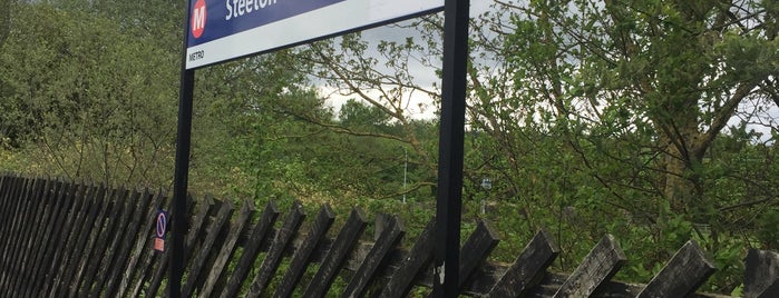 Steeton & Silsden Railway Station (SON) is one of West Yorkshire MetroCard Challenge.