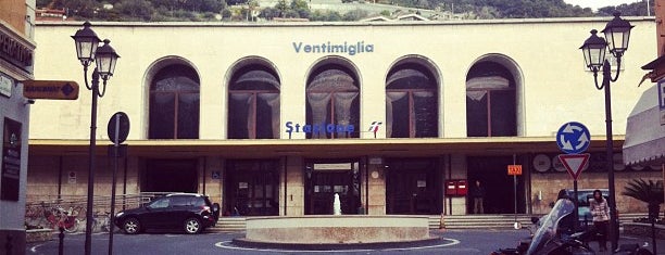 Stazione Ventimiglia is one of Locais curtidos por Dade.