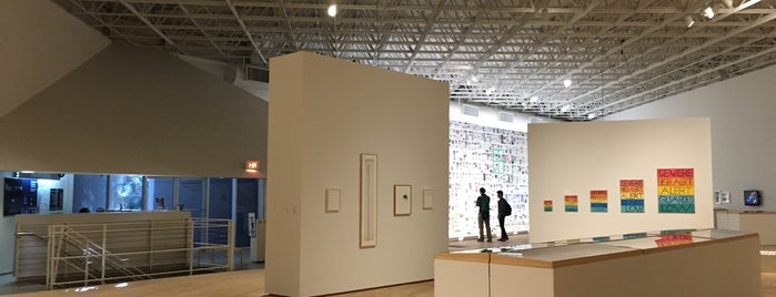 Contemporary Arts Museum Houston is one of Lieux qui ont plu à Andres.
