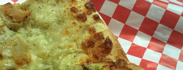 Joe’s New York Pizza is one of Posti che sono piaciuti a H & N.