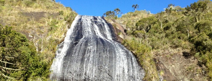 Cascata Véu de Noiva is one of สถานที่ที่ Taiane ถูกใจ.