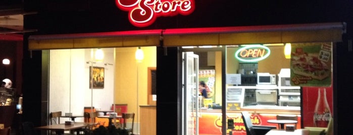 Sandwich Store is one of Posti che sono piaciuti a Okan.