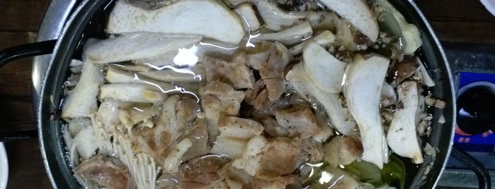 행화촌(정통중화요리) is one of Stacy : понравившиеся места.