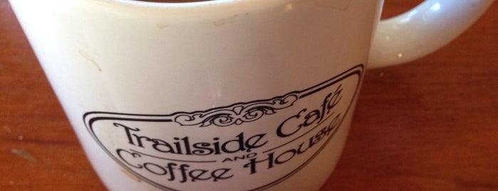 Trailside Cafe & Coffee House is one of Lieux sauvegardés par Kimberly.