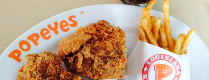 Popeyes Chicken PXL is one of Save để check-in.