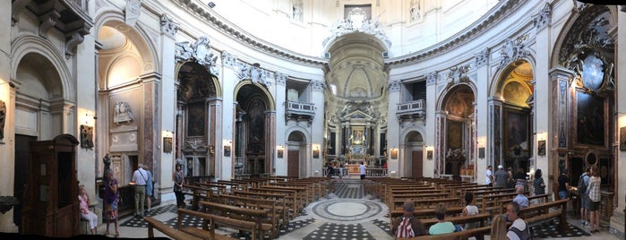 Basilica di Santa Maria in Montesanto is one of Lugares favoritos de Erick.