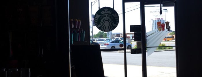 Starbucks is one of Orte, die Daniel gefallen.